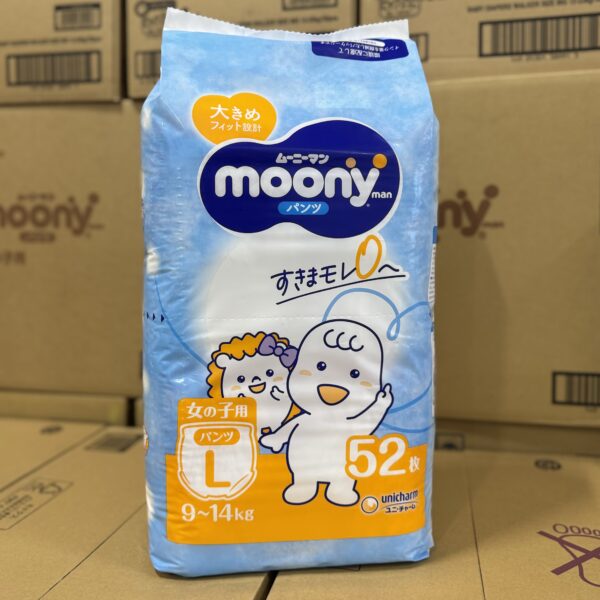 Pant diapers for girls MOONY 9-14kg. 44+8pcs.